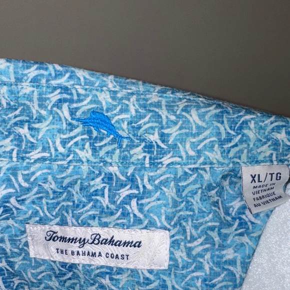 Tommy Bahama Teal Patterned Casual Shirt - Picture 7 of 8